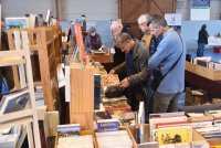 Salon du livre ancien et moderne - JPEG - 253.8 ko